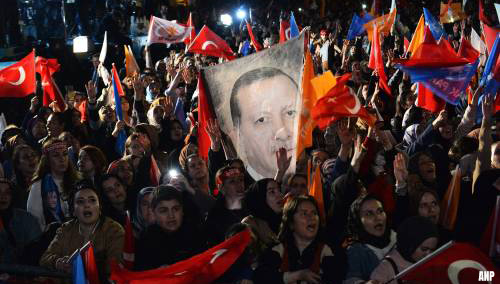 Erdogan grootste bij Turkse presidentsverkiezing, maar tweede stemronde nodig