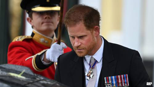 The Sun: prins Harry uur na kroning Charles al weer onderweg naar VS