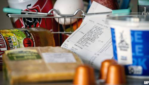 Bijna zeven op tien letten door inflatie beter op in supermarkt