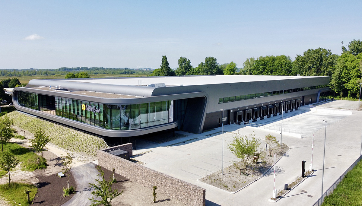 AB InBev opent in Amsterdam eerste klimaatneutrale depot