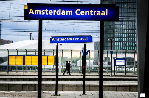 Geen treinen rond Amsterdam vannacht, ook impact maandagochtend