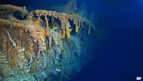 Wereldrecordhouder en zakenlieden aan boord vermiste Titanic-duikboot