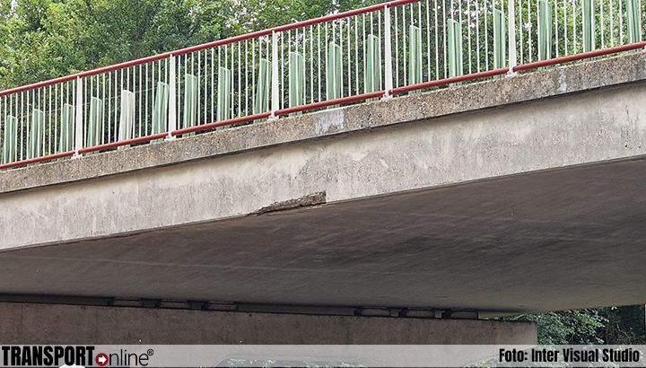 Scheuren ontdekt in viaduct over A9 richting Alkmaar [+foto's]