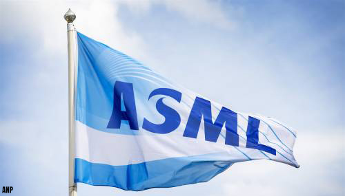 Chipmachinefabrikant ASML: rustiger met aannemen nieuw personeel