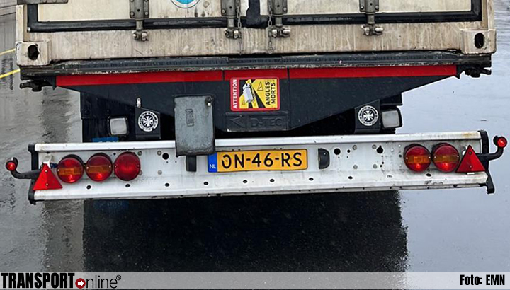 Containerchassis met geladen container gestolen in Moerdijk [+foto]