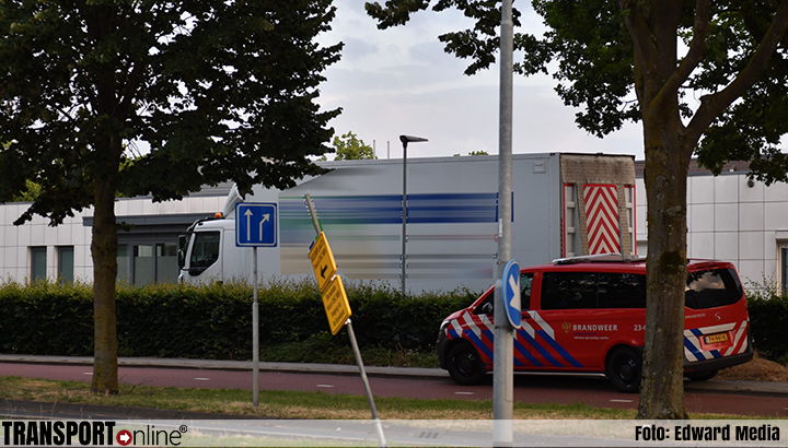 Groot alarm bij Venloos ziekenhuis, nadat verwarde vrachtwagenchauffeur 'gevaarlijke stof' over arm heeft gekregen [+foto]