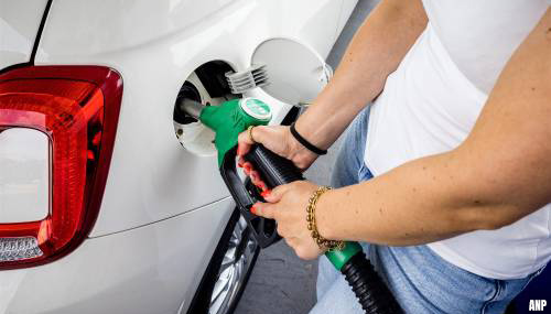 Olieprijzen verder omhoog, adviesprijs benzine boven de 2,20 euro