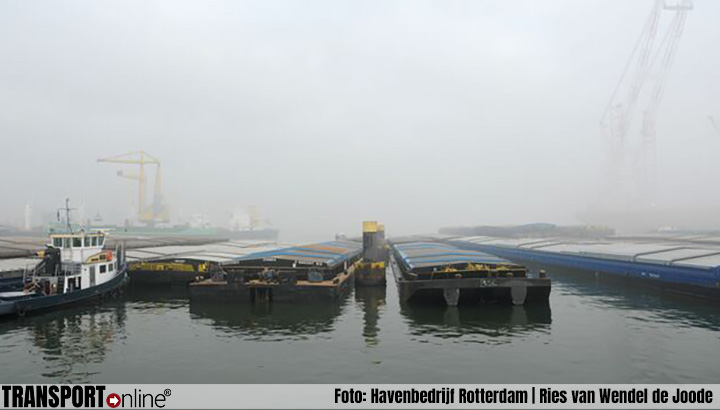 Wegsleepregeling in Rotterdam voor foutief afgemeerde duwbakken