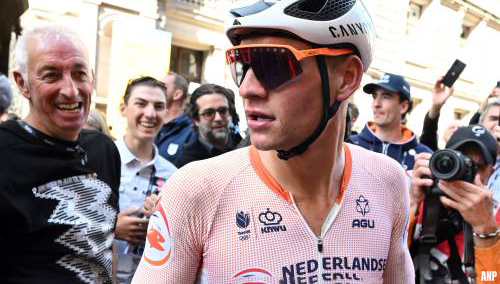 UCI laat Van der Poel toch voorin starten op WK mountainbike