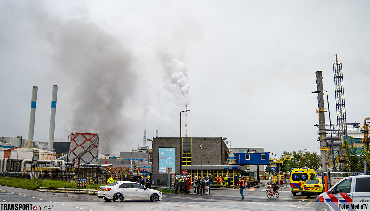 Brand in loods van afvalverwerker AVR in Rotterdam