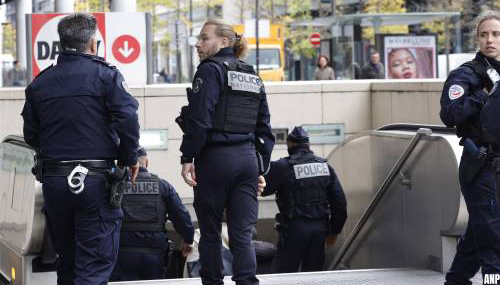 Politie schiet dreigende vrouw neer op treinstation Parijs [+video]