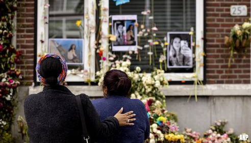 Honderden nemen afscheid van slachtoffers schietpartij Rotterdam