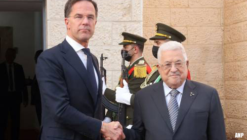 Rutte spreekt met Abbas over voorkomen escalatie en eigen staat