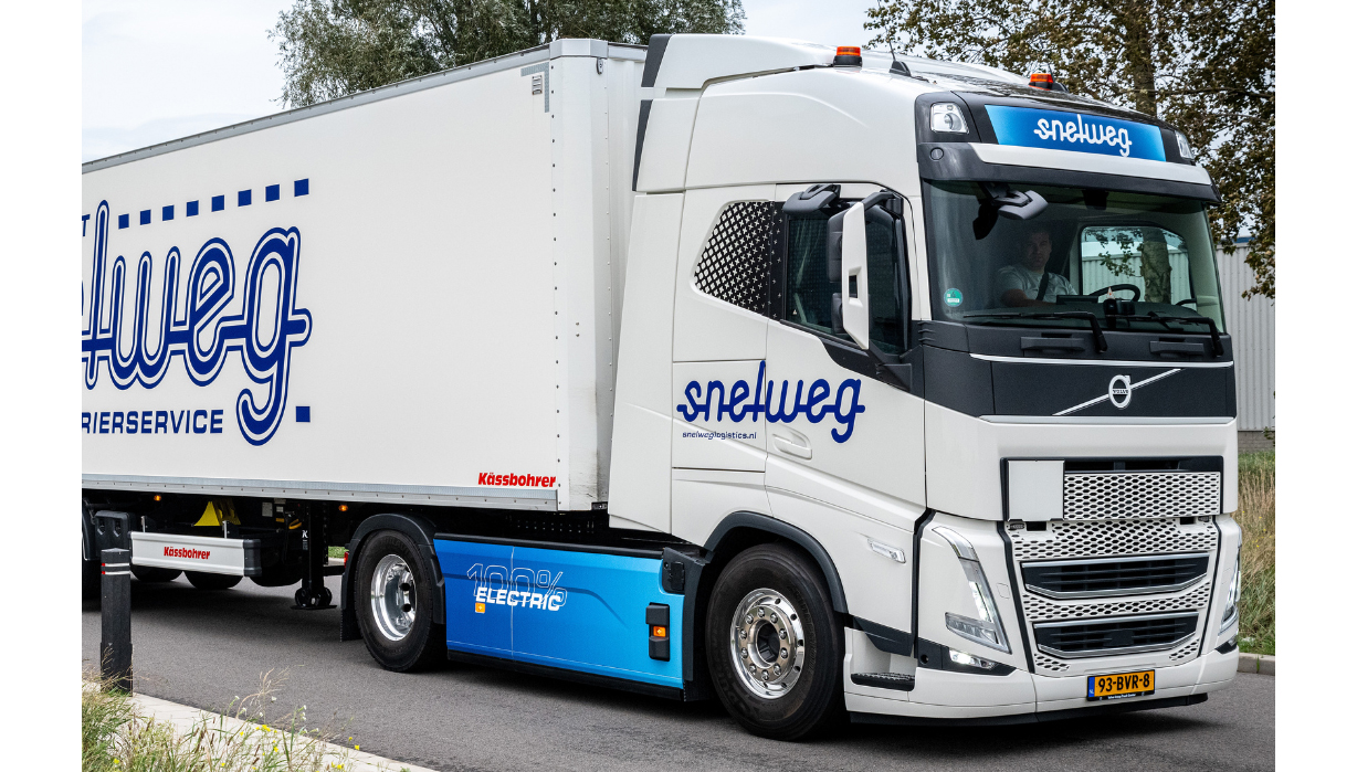 Snelweg Logistics neemt met Volvo FH Electrics en FM Electric afslag naar duurzaam transport