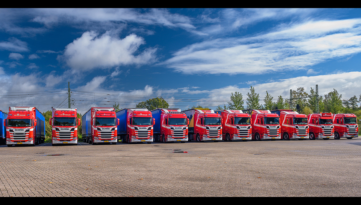 Van der Struijk Transport zet elf nieuwe Scania's op de weg