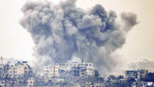 Israël voert zware bombardementen uit op de Gazastrook
