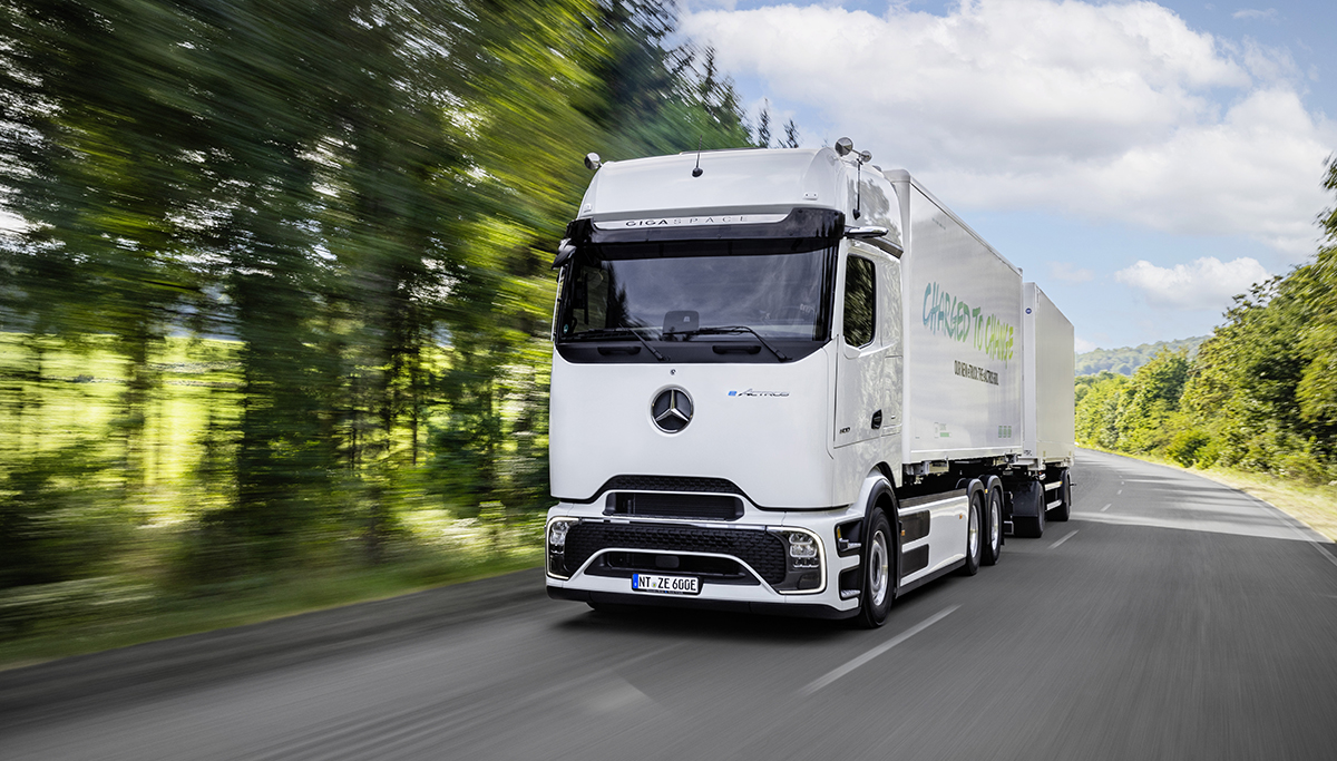 Mercedes-Benz Trucks viert wereldpremière van batterij-elektrische langeafstandstruck eActros 600