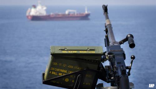 Spaans marineschip naar mogelijk gekaapt schip de 'Ruen' in de Indische Oceaan