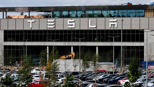 Tesla schort productie in fabriek Berlijn op vanwege situatie Rode Zee