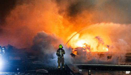 Grote ravage bij wooncomplex Rotterdam door explosie en brand