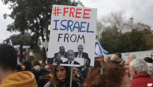 Familieleden Israëlische gijzelaars verstoren bijeenkomst Knesset