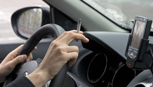 NSC wil rookverbod in auto bij meerijdende kinderen