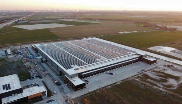 Delta Development verhuurt twee warehouses op Rotterdam Logistics Park aan VDH Warehousing & Logistics en aan Top Group International B.V.