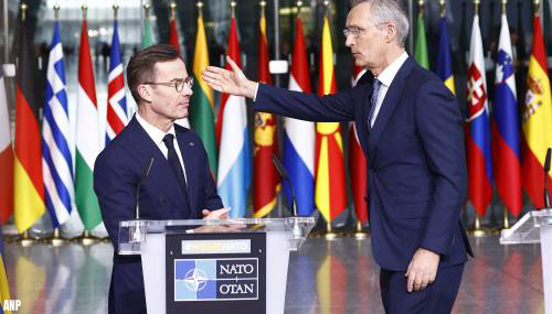 NAVO verwelkomt Zweden met vlagvertoon