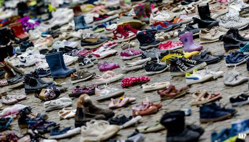 Duizenden schoentjes op Vredenburg voor omgekomen kinderen Gaza