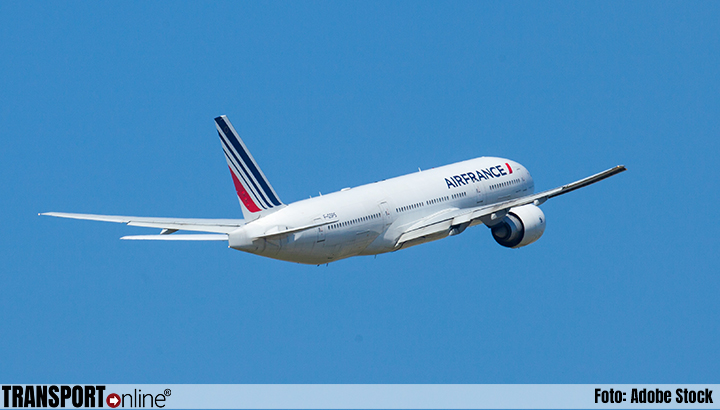 Vakbonden dreigen met staking bij Air France rond feestdagen