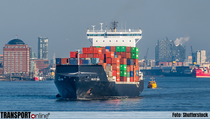 Containerschip 'Baltic Tern' verliest vijf containers ten noorden van Ameland waarvan een met aceton [+foto's]