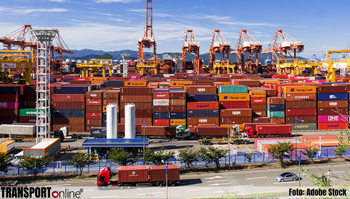 Staking van duizenden vrachtwagenchauffeurs bedreigt transport havens in Zuid-Korea