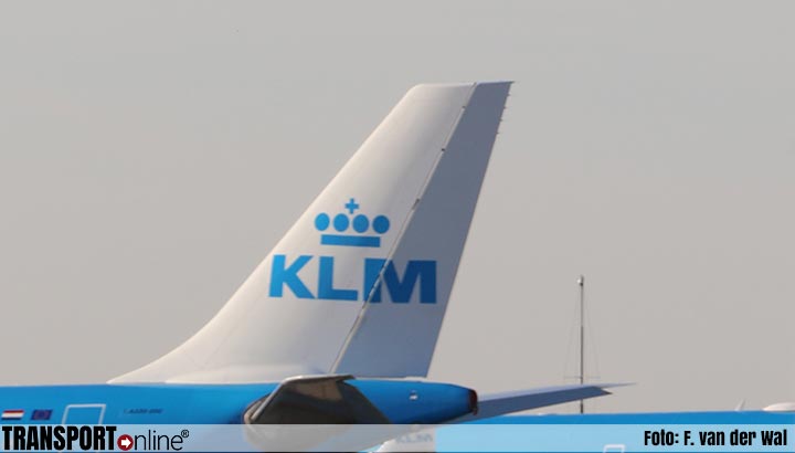 KLM probeert gestrande reizigers zondag weer op weg te helpen