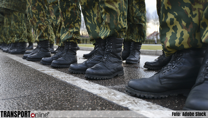 Ruim honderd Nederlandse militairen vertrekken naar Roemenië