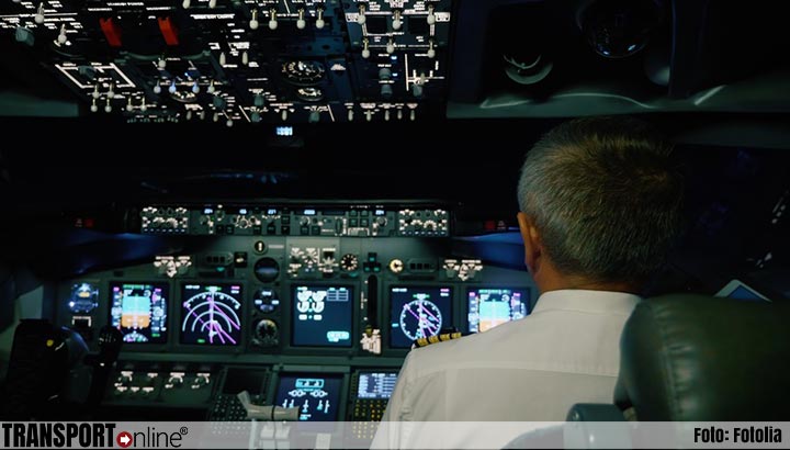 Piloten overspoelen rekruteerders in strijd om plek in cockpit