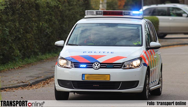 Automobilist richt ravage aan in Rotterdam