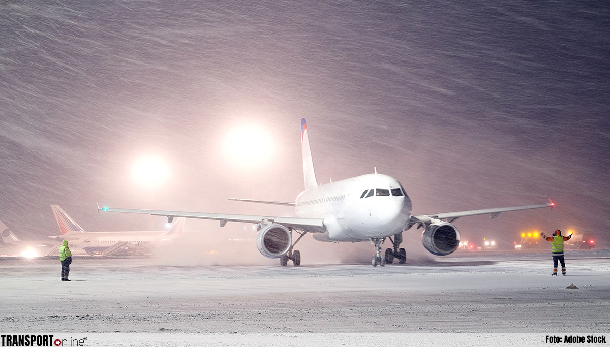 Vliegverkeer München opnieuw tijdelijk opgeschort na hevige sneeuwval