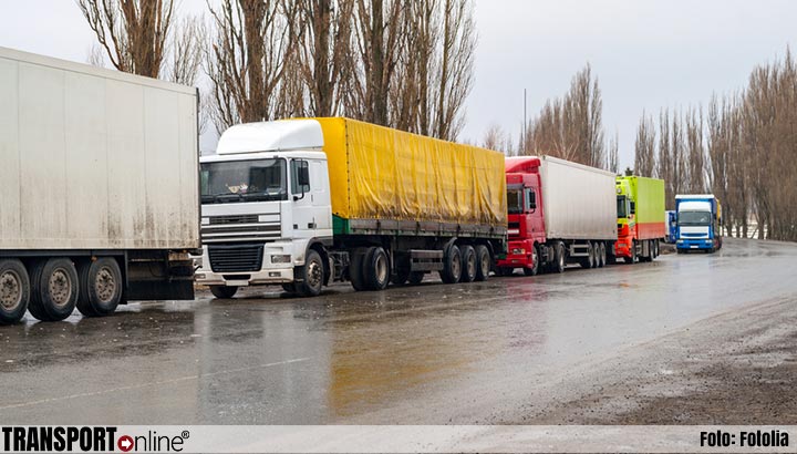 Slowaakse vrachtwagenchauffeurs sluiten zich aan bij Poolse blokkade aan grens met Oekraïne