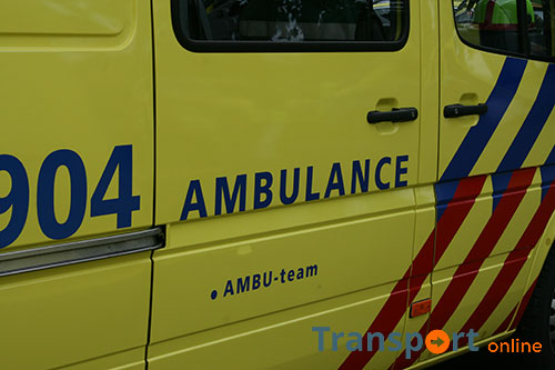Veertien gewonden door aanrijding bus en tram [+foto]