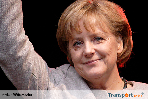 Merkel wil vluchtelingen inzetten als vrachtwagenchauffeur