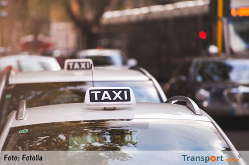 Taxichauffeurs krijgen 3 procent meer loon na staking