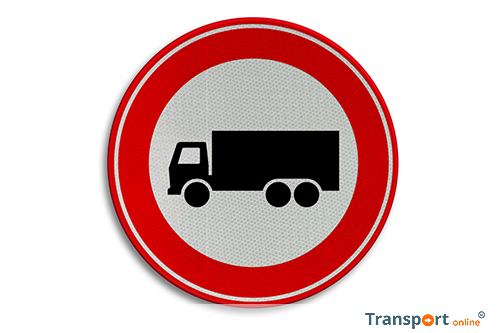 Vrachtwagens toch over Vlietbruggen ondanks vrachtwagenverbod