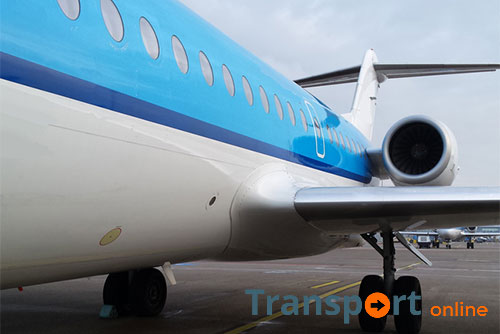 KLM-toestel raakt bij taxiën SLM-vliegtuig