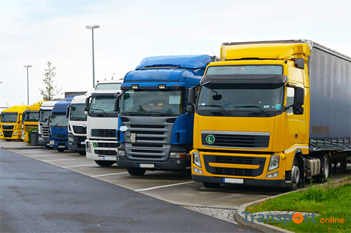 Acht vrachtwagens Lets transportbedrijf in beslag genomen