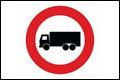Vrachtwagens weren van eigen plek in Sluis